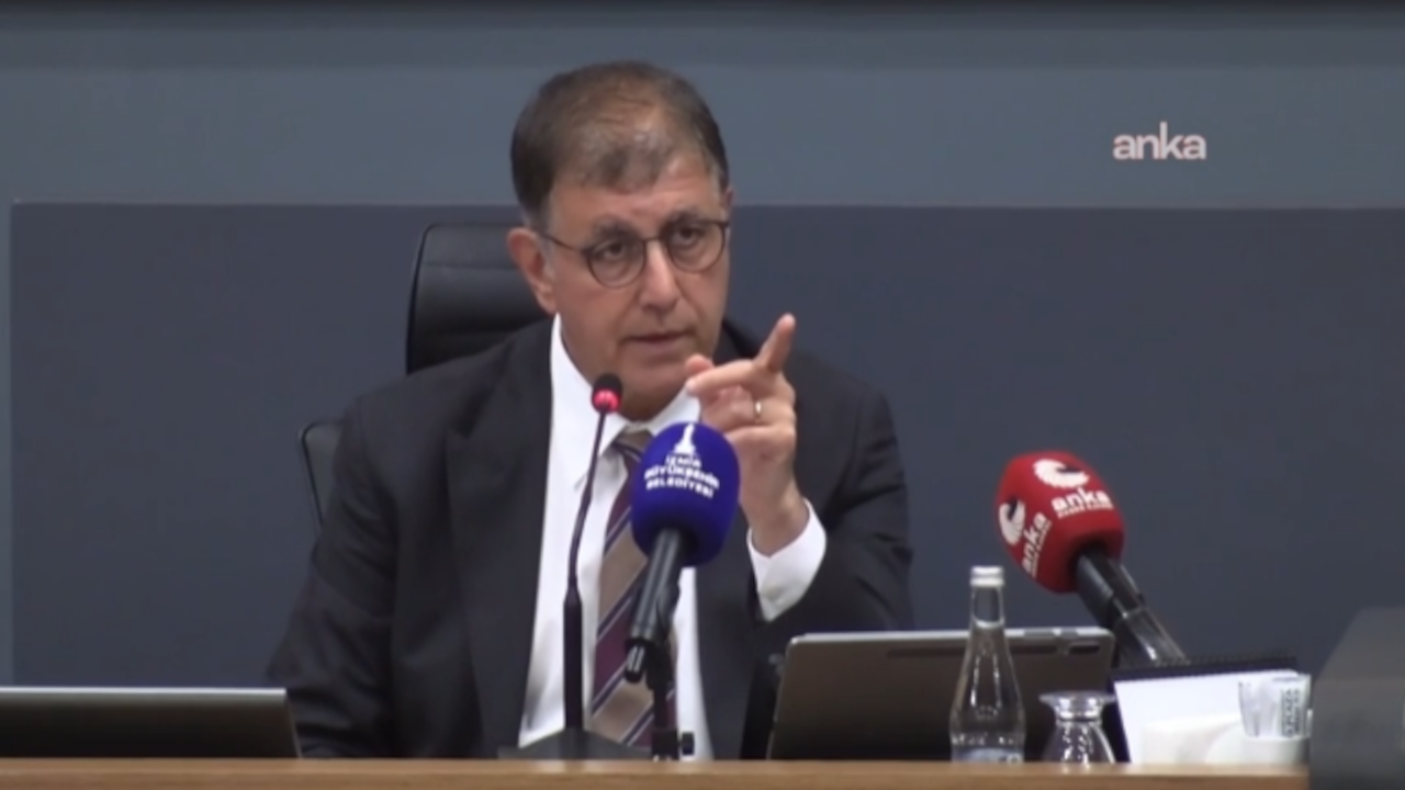 İzmir Meclisi'nde Rahmi Koç tartışması