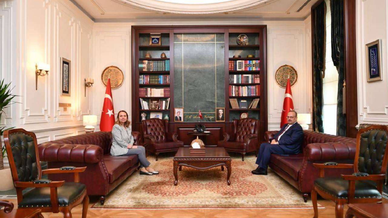 Kılıçdaroğlu’nun ekibindeki isimden vali ziyareti