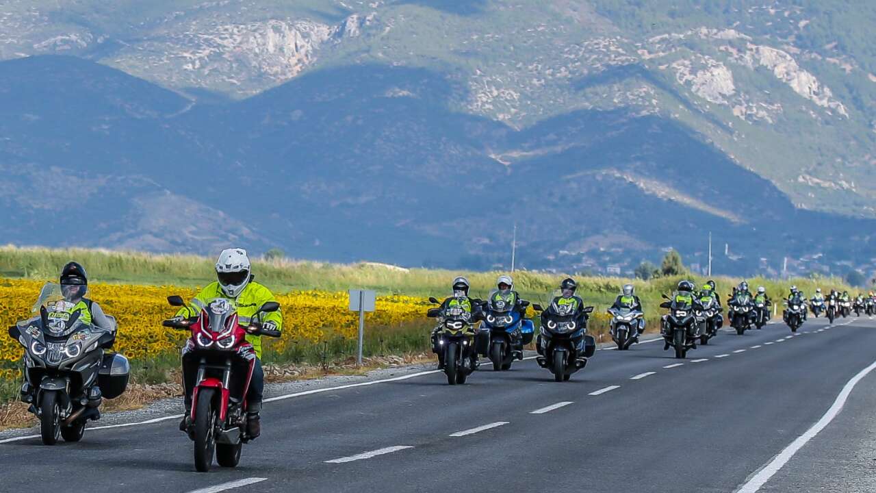 Motosiklet tutkunları Ağrı Dağı eteklerinde buluşacak