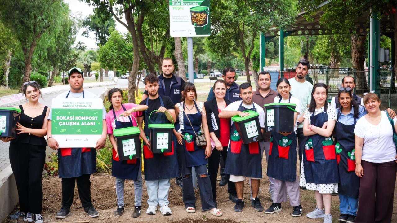 İzmir’de kompost seferberliği: Mutfak atıkları yeniden topra