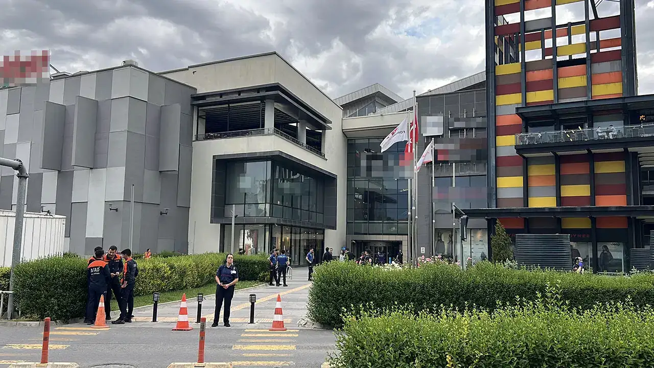 AVM'de 'canlı bomba' ihbarı!