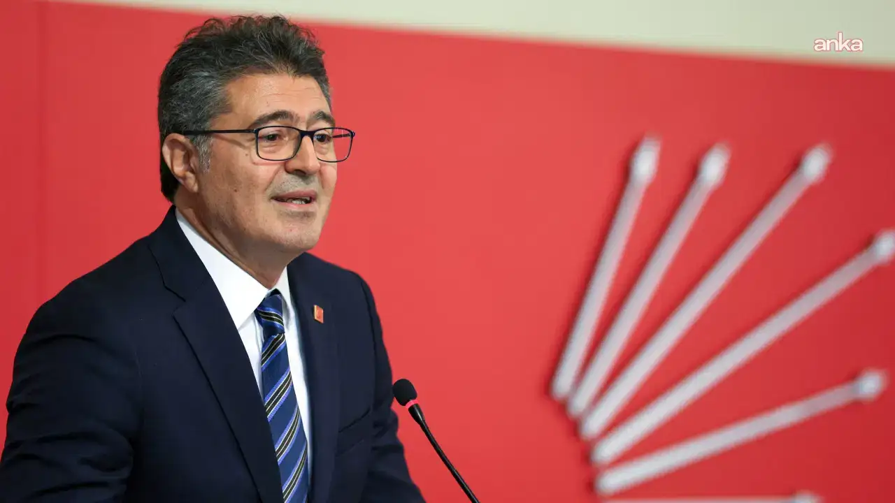 CHP Genel Merkezi'nin ihraç tebliğine Edremit'ten 