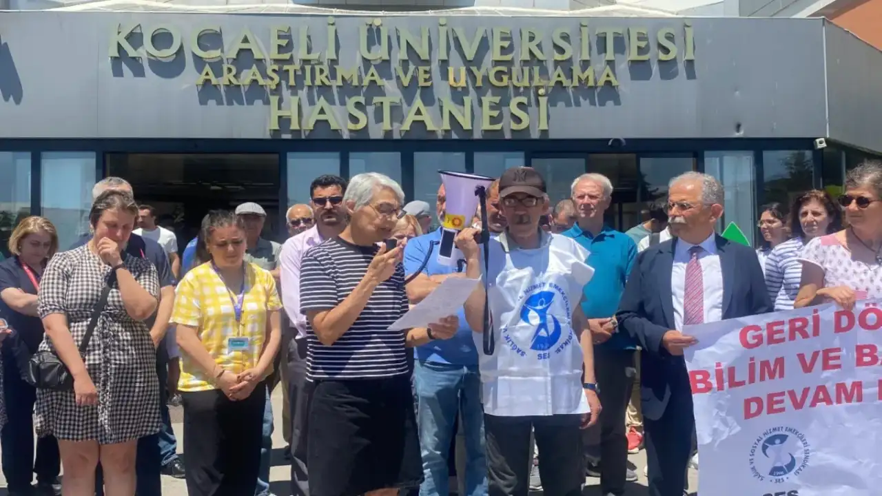 Barış Akademisyeni Zelal Ekinci 10 yıl sonra görevine iade edildi