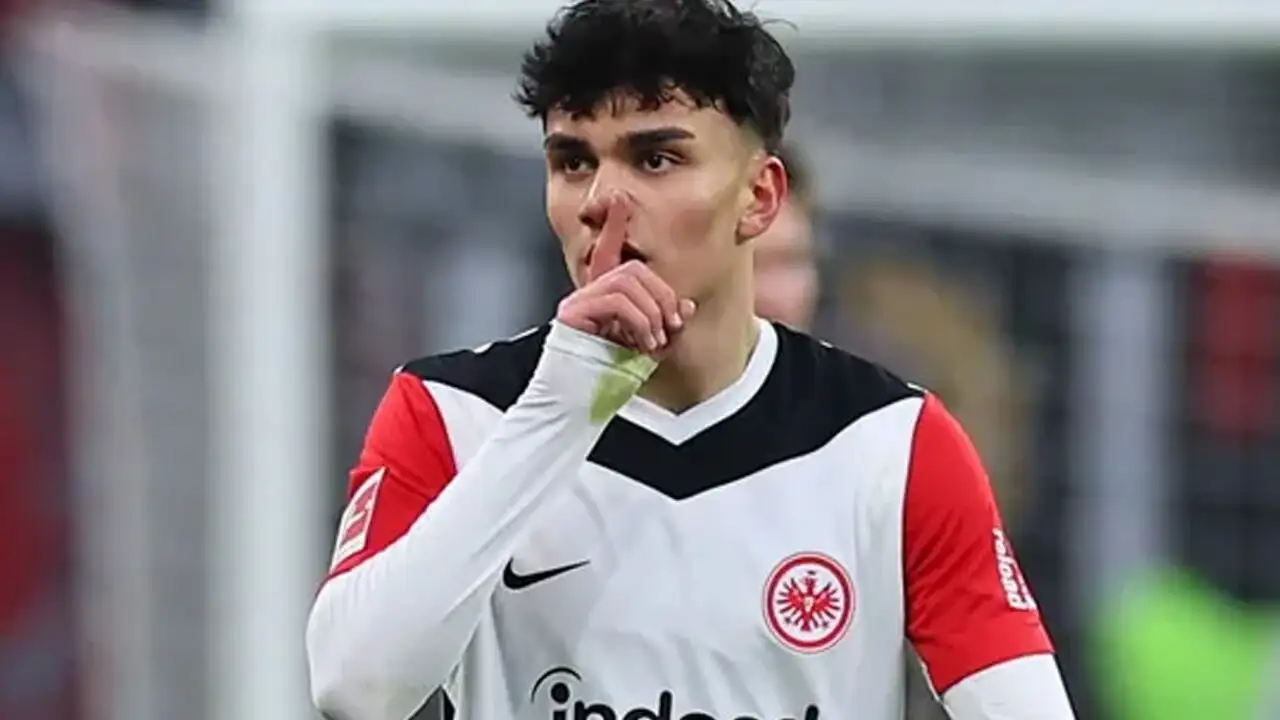 Can Uzun Galatasaray yolcusu mu?