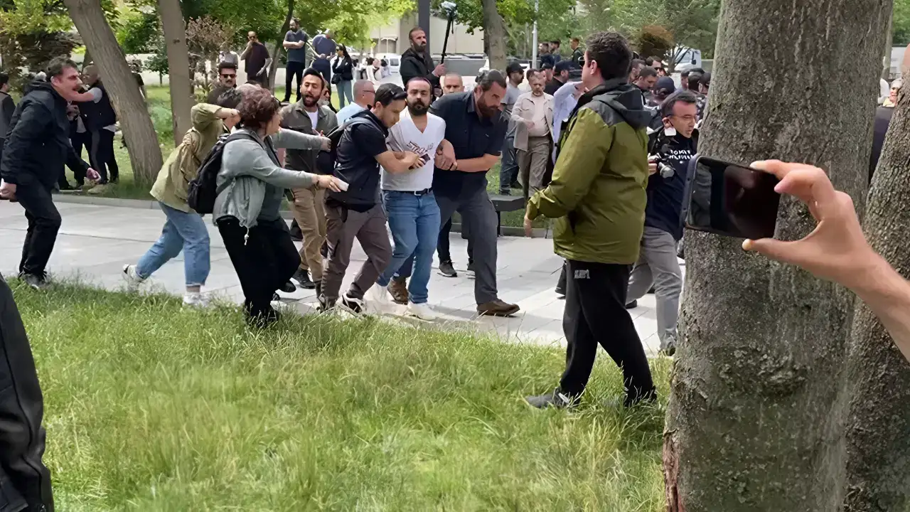 CHP'den gözaltındaki öğretmenler için çağrı