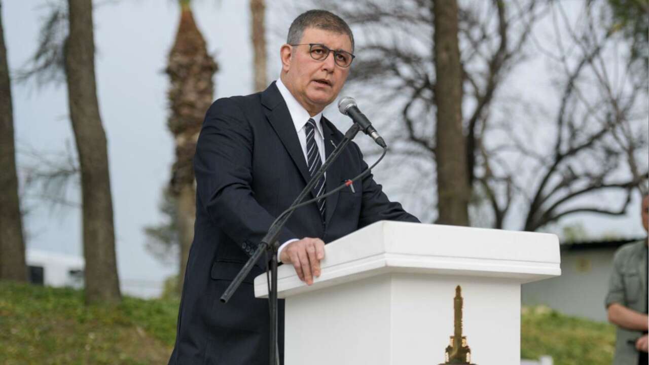 Cemil Tugay'dan istifa ve görevden alma iddialara yanıt