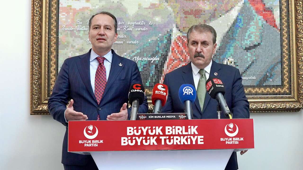 Fatih Erbakan ve Mustafa Destici'den madenciler ve öğretmenlere destek