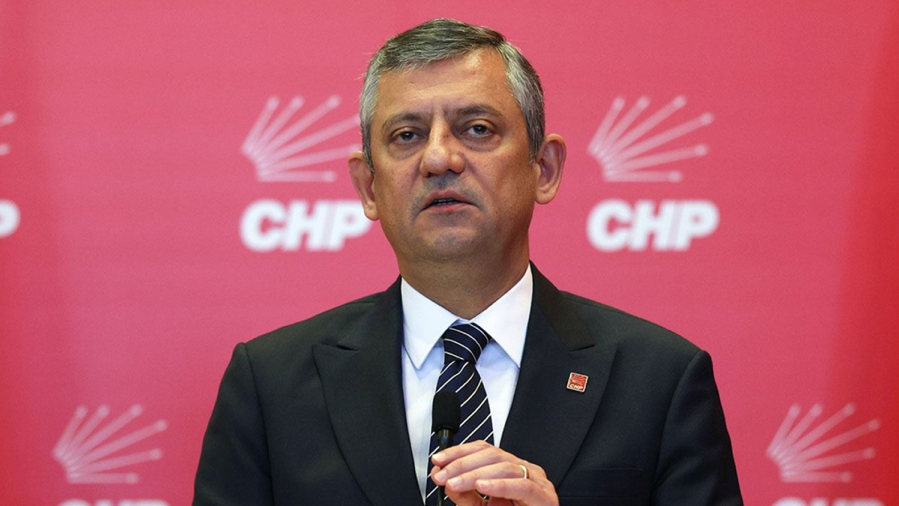 Özgür Özel'in iletişim hesabı ‘butlan’ yönetimine geçti: CHP'li Bulut'tan ‘itibar etmeyin’ uyarısı