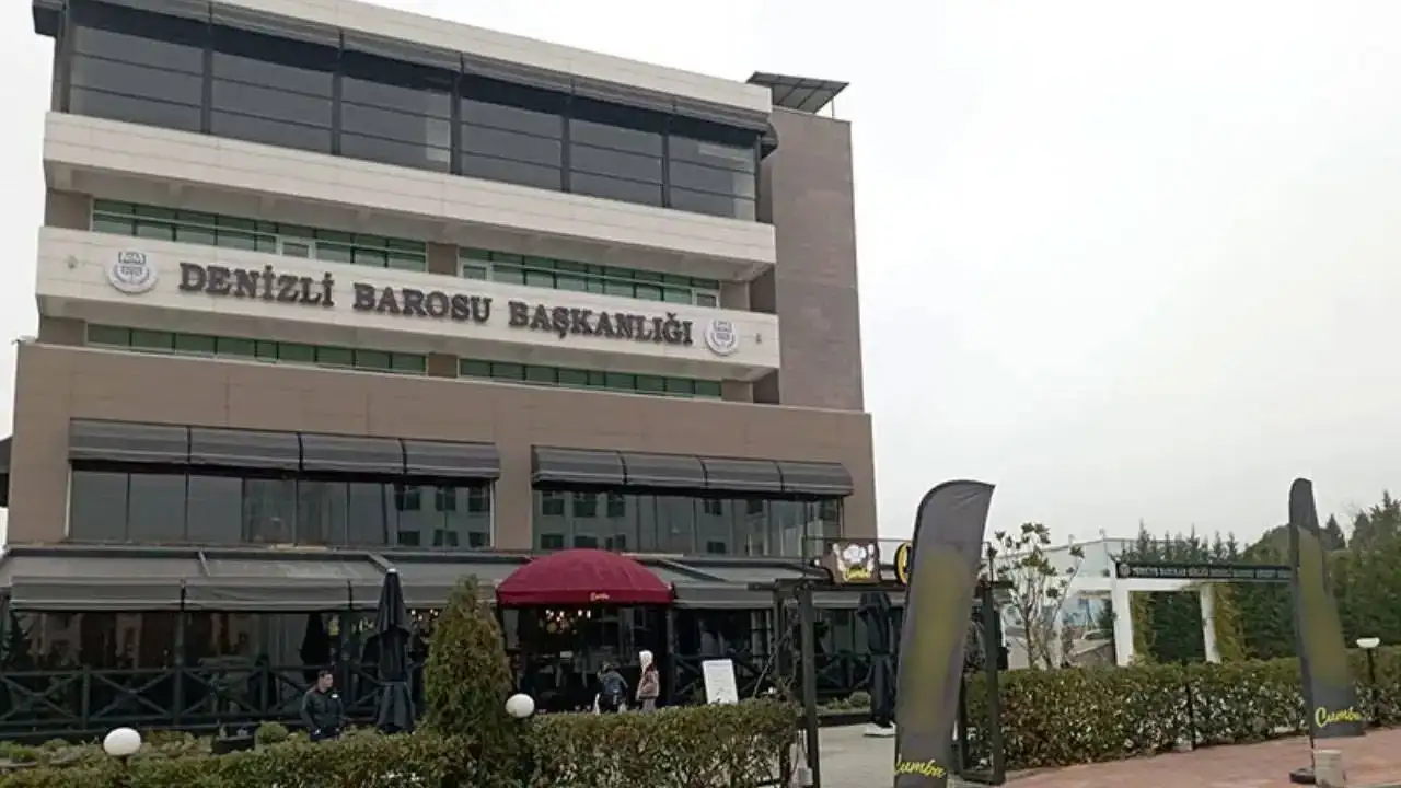 Denizli Barosu Başkanı dahil 12 avukat gözaltına alındı