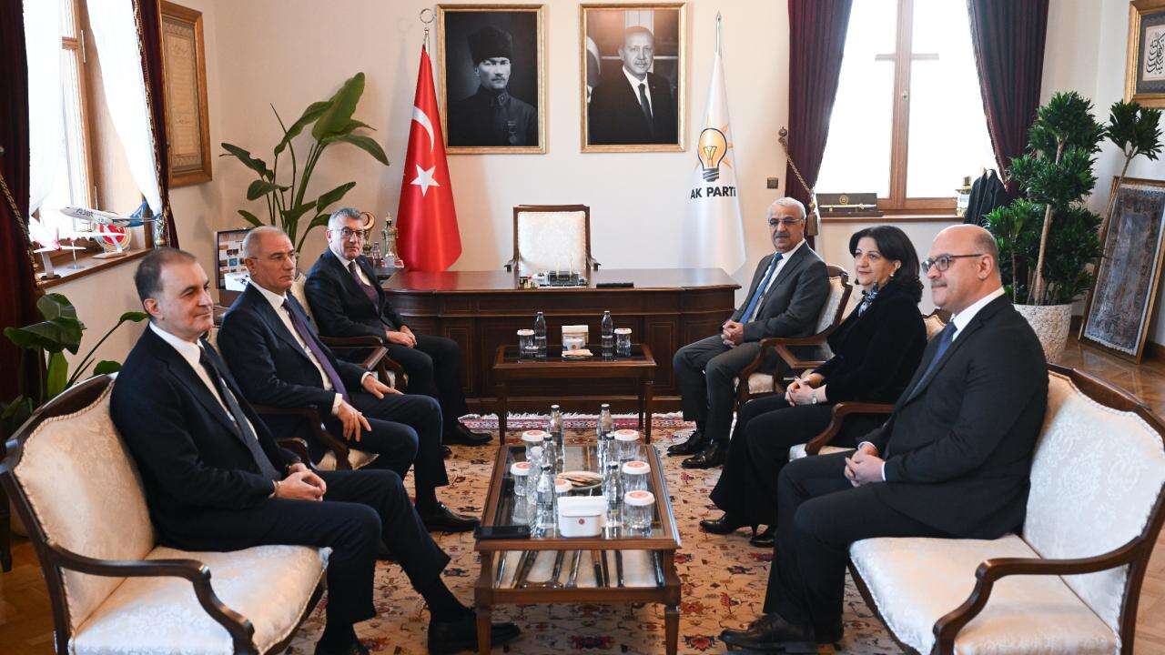 Gözler çerçeve yasada: AK Parti Öcalan'la görüşülmesine sıcak bakıyor
