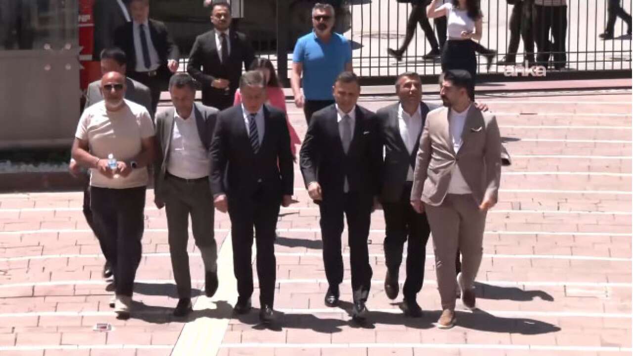 Delege imzalarını teslim edecek heyet CHP Genel Merkezi'nde