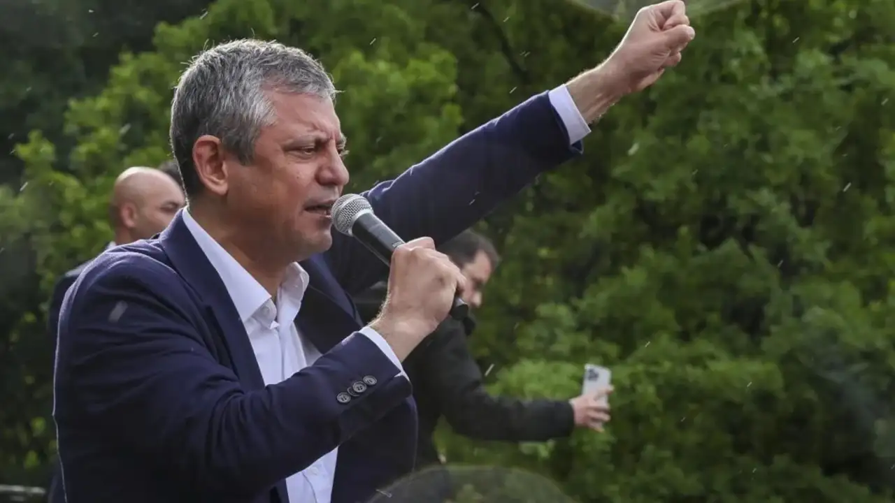 İhraçlar sonrası Özgür Özel'den ilk açıklama