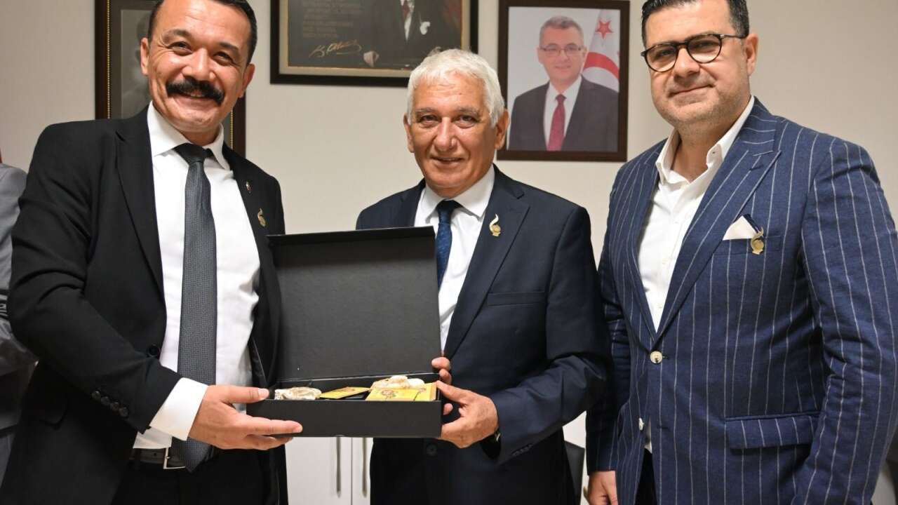 Manisa heyeti Güzelyurt Portakal Festivali’nde