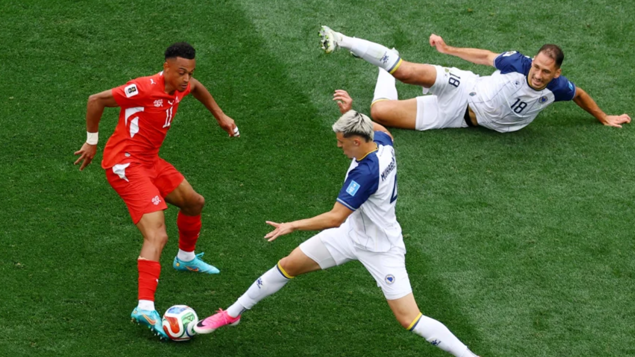 İsviçre ikinci yarıda açıldı: 20 dakika içinde Bosna ağlarına 4 gol!