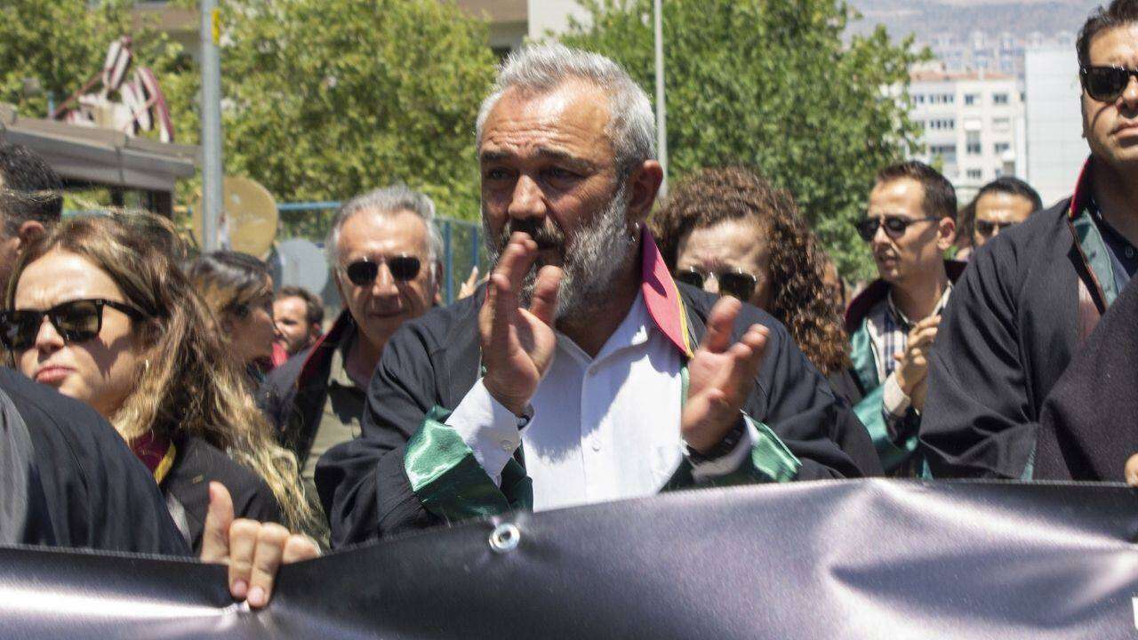 Eski İzmir Barosu Başkanı Özkan Yücel'in cenaze programı belli oldu