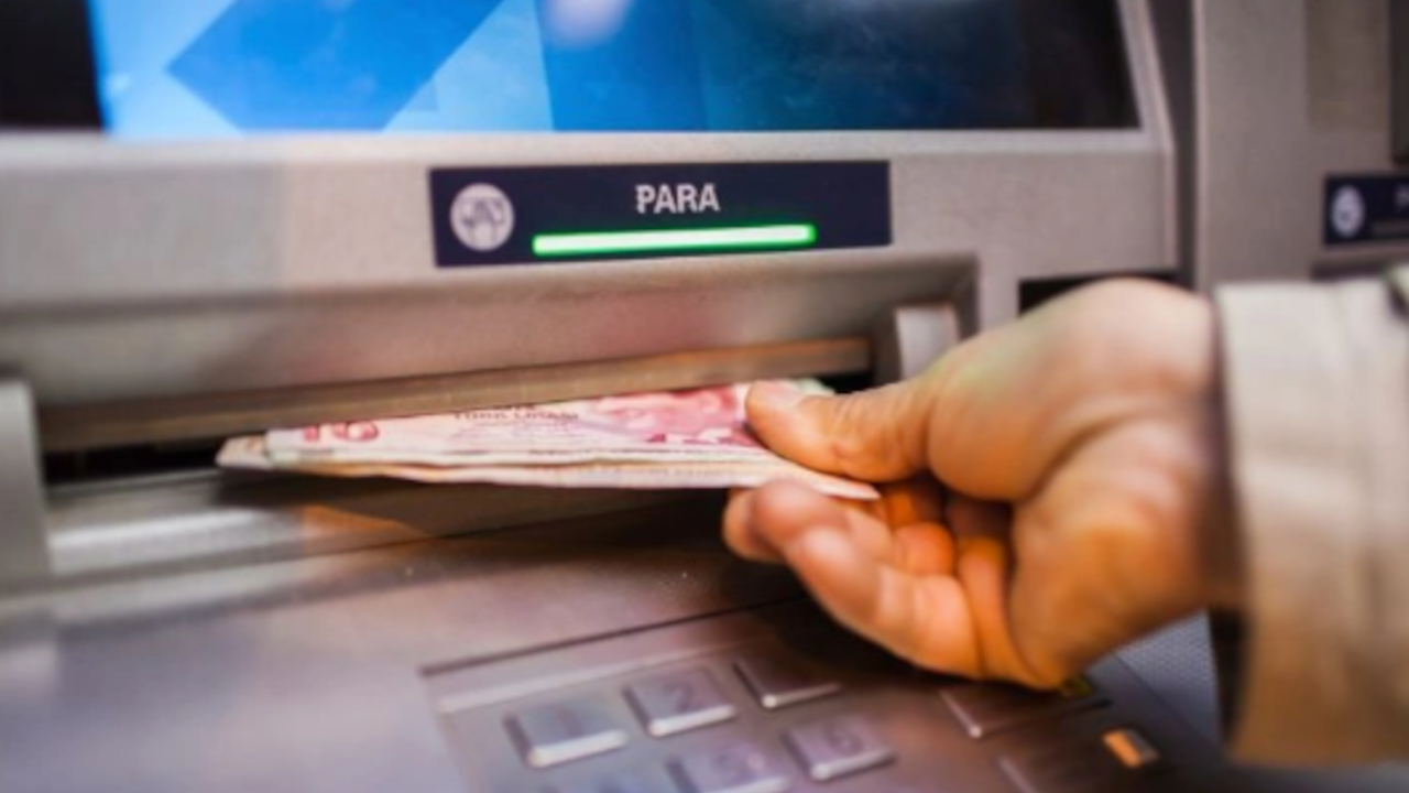 Dünyanın en büyük bankası Türkiye'deki ATM'lerini kaldırıyor