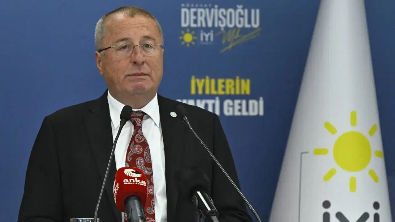 İYİ Partili vekile 'Niye Silivri'den fotoğraf çektin' fezlekesi!