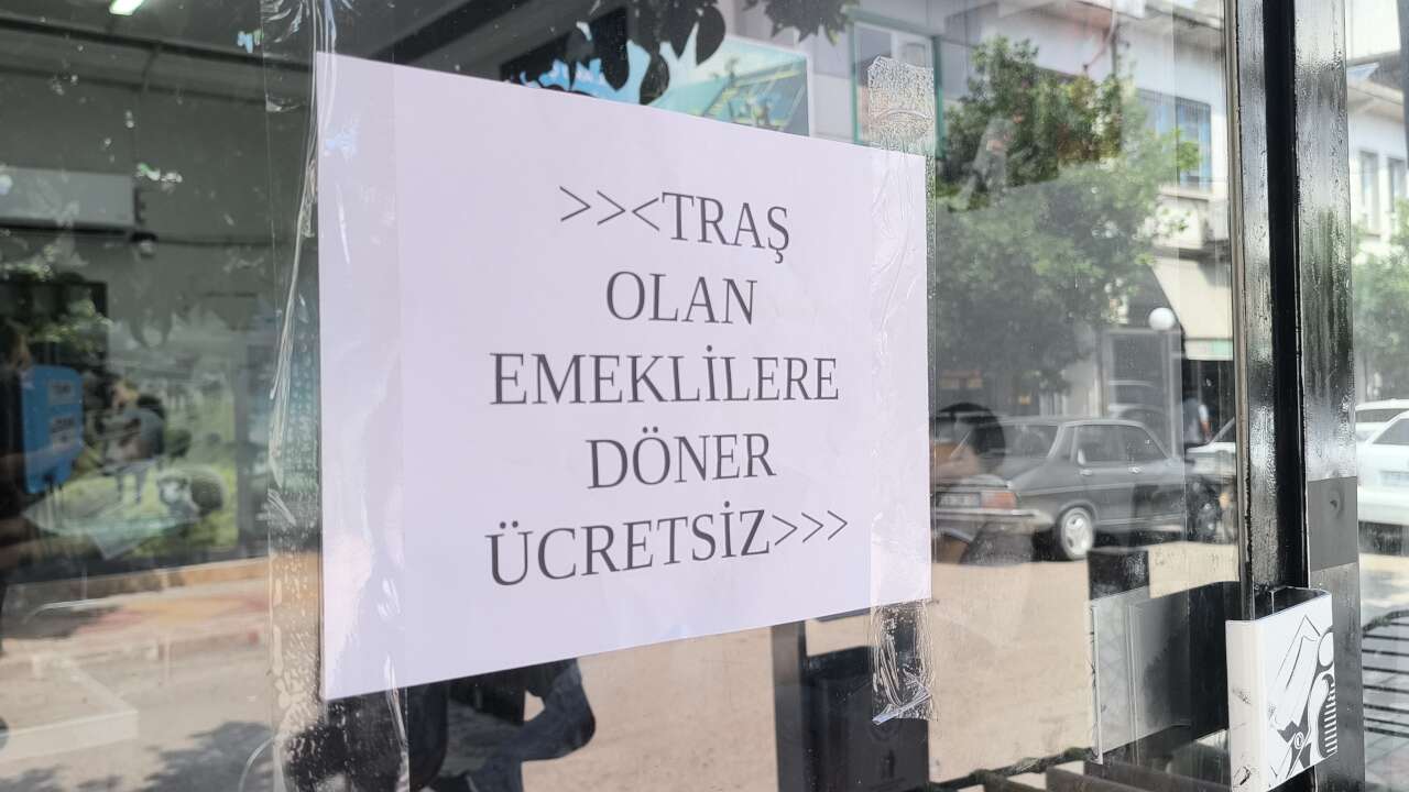 Tıraş olan emeklilere döner kampanyası: 'İnsanlar geçinemiyor'