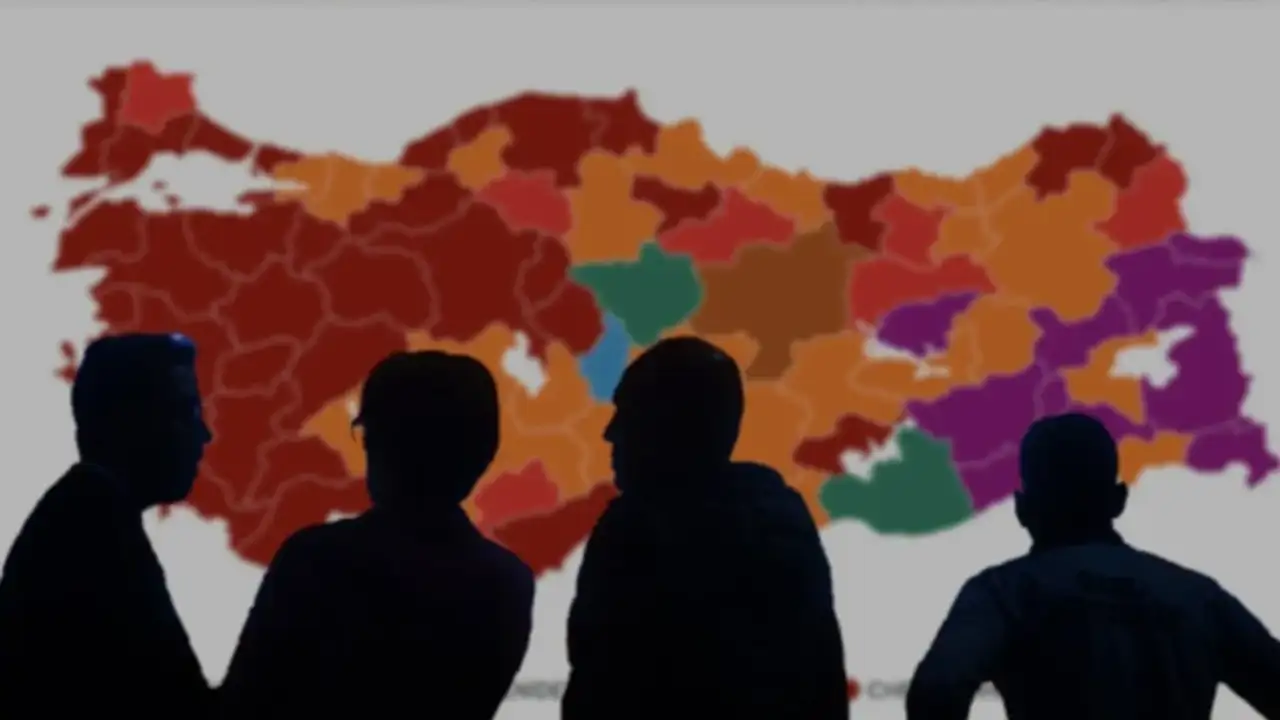 Son anket: Tüm partiler Kılıçdaroğlu CHP'sini geçti, 'Yeni Parti'den atak!