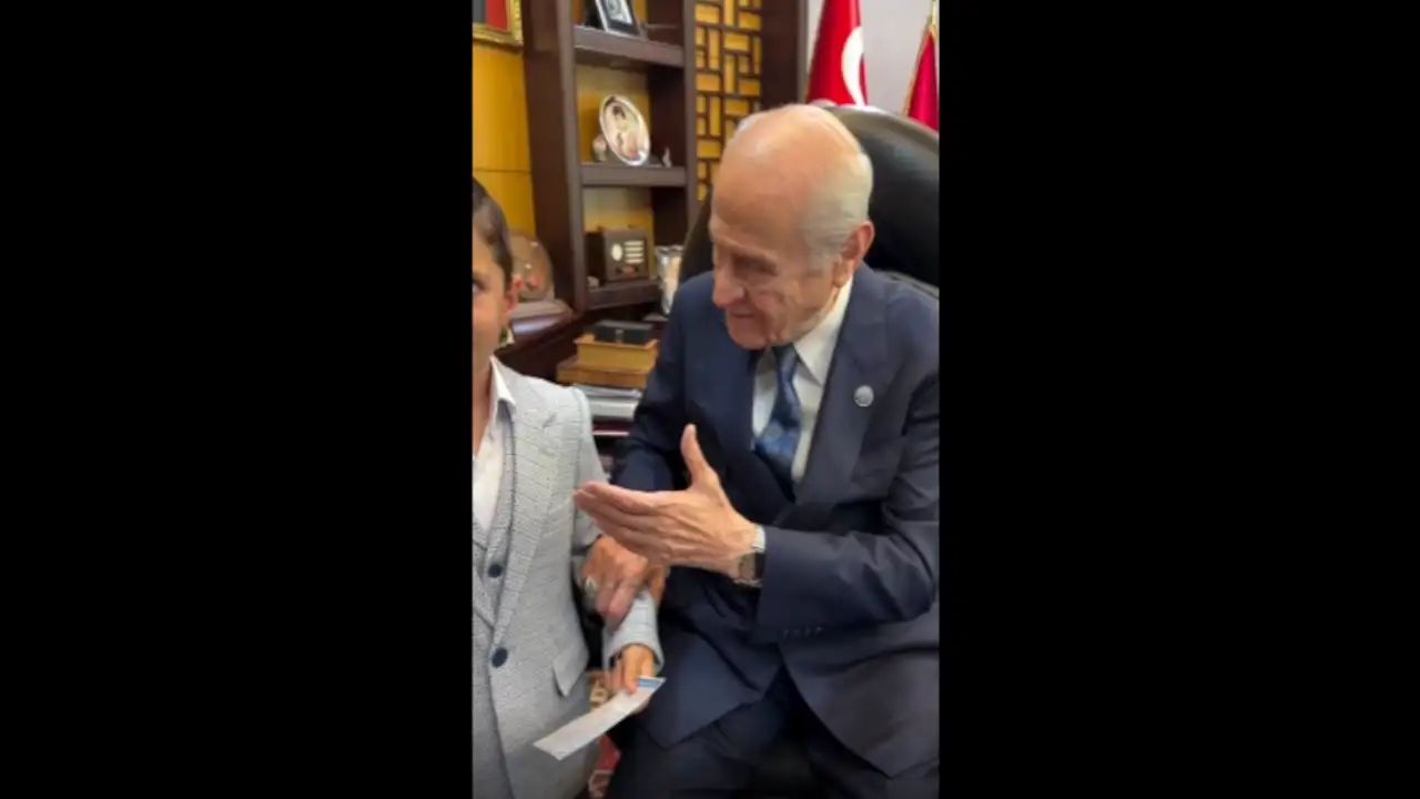 Devlet Bahçeli'den 'çocuk şaire' müdahale: Burayı değiştir!