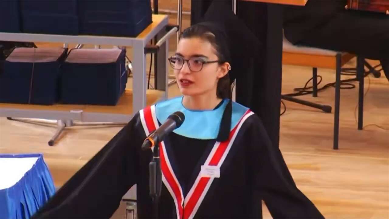 Mezuniyet konuşması gündem oldu: Diplomamın bir ömür benimle kalmasını temenni ederim