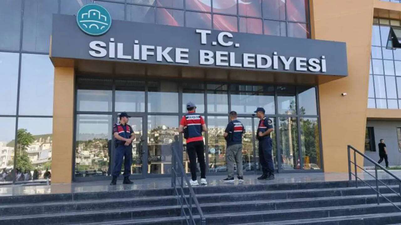 CHP'li Silifke Belediyesi'ne operasyonda gelişme