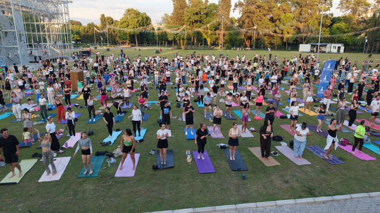 Kültürpark’ta yoga festivali başladı