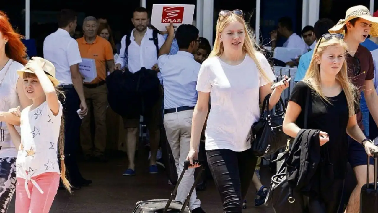 Turist sayısından kötü haber geldi
