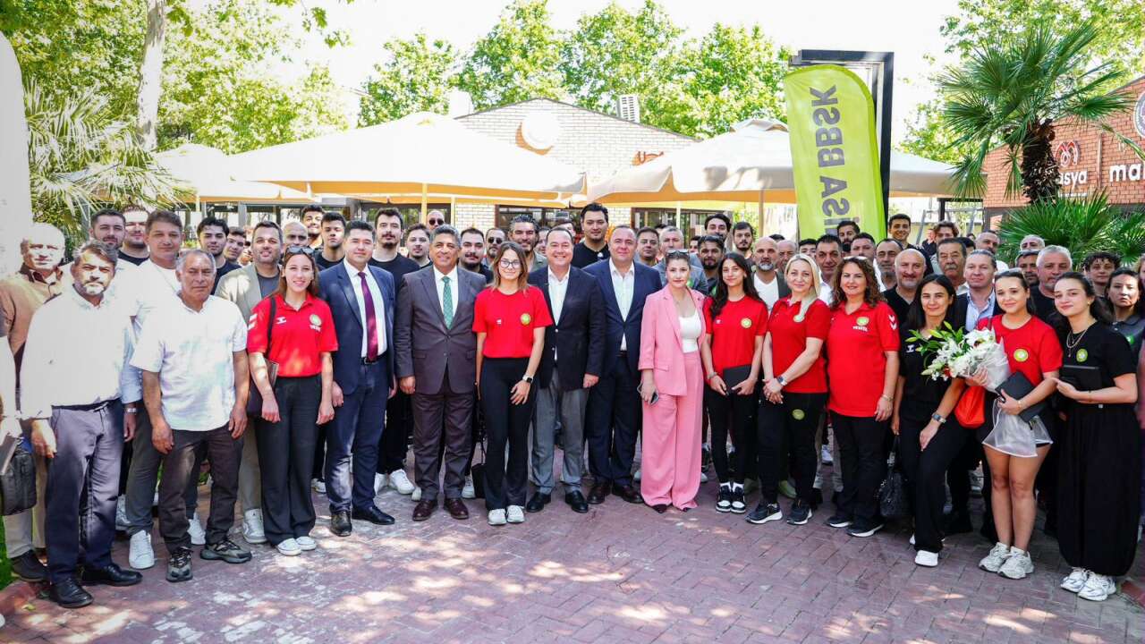 Dutlulu: Başarı hazır transferlerle değil, gençlerle gelir