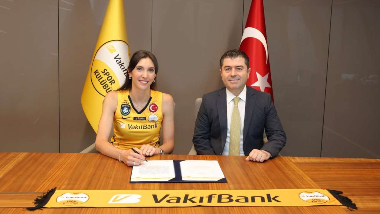 Naz Aydemir Akyol 8 yıl sonra VakıfBank’a döndü
