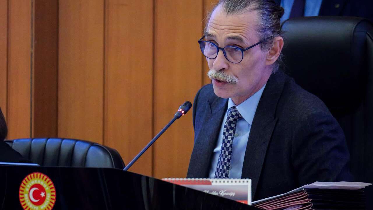 Erdal Beşikçioğlu sessizliğini bozdu, 'tarafsızlık' mesajı verdi