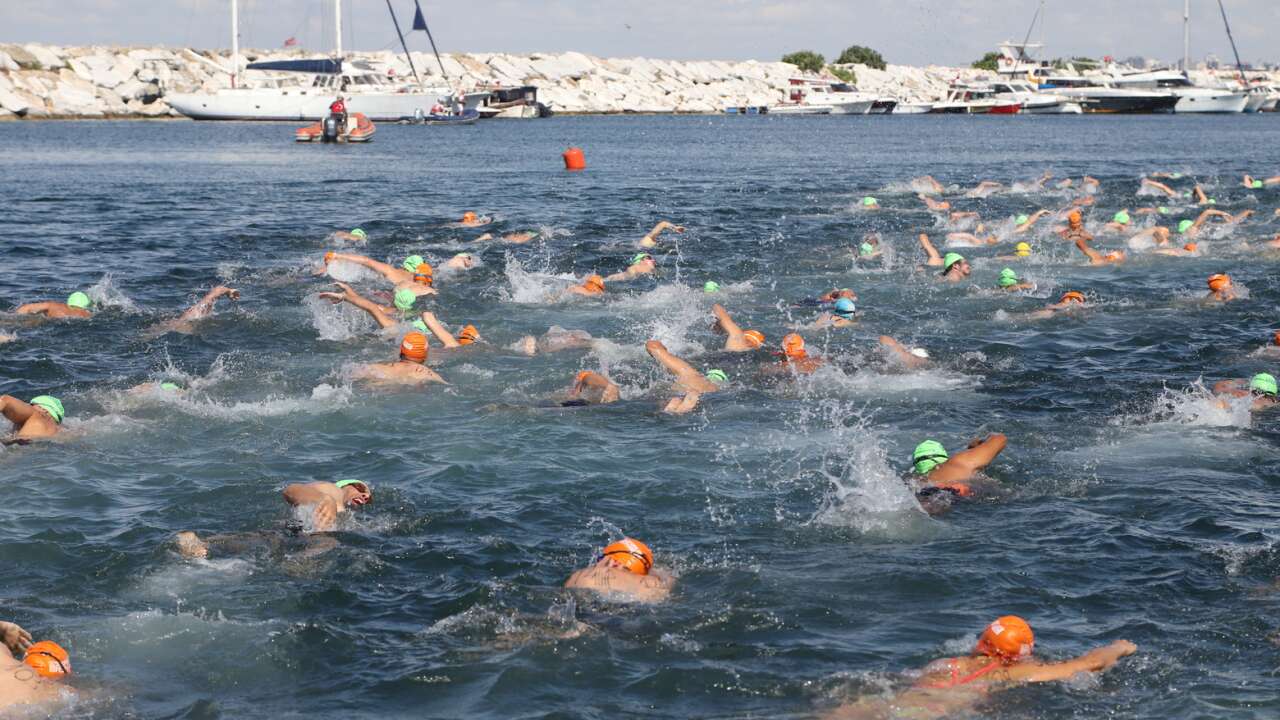 İstanbul'u Yüzüyorum yarışında 800 sporcu kulaç atacak: 444 bin lira ödül dağıtılacak