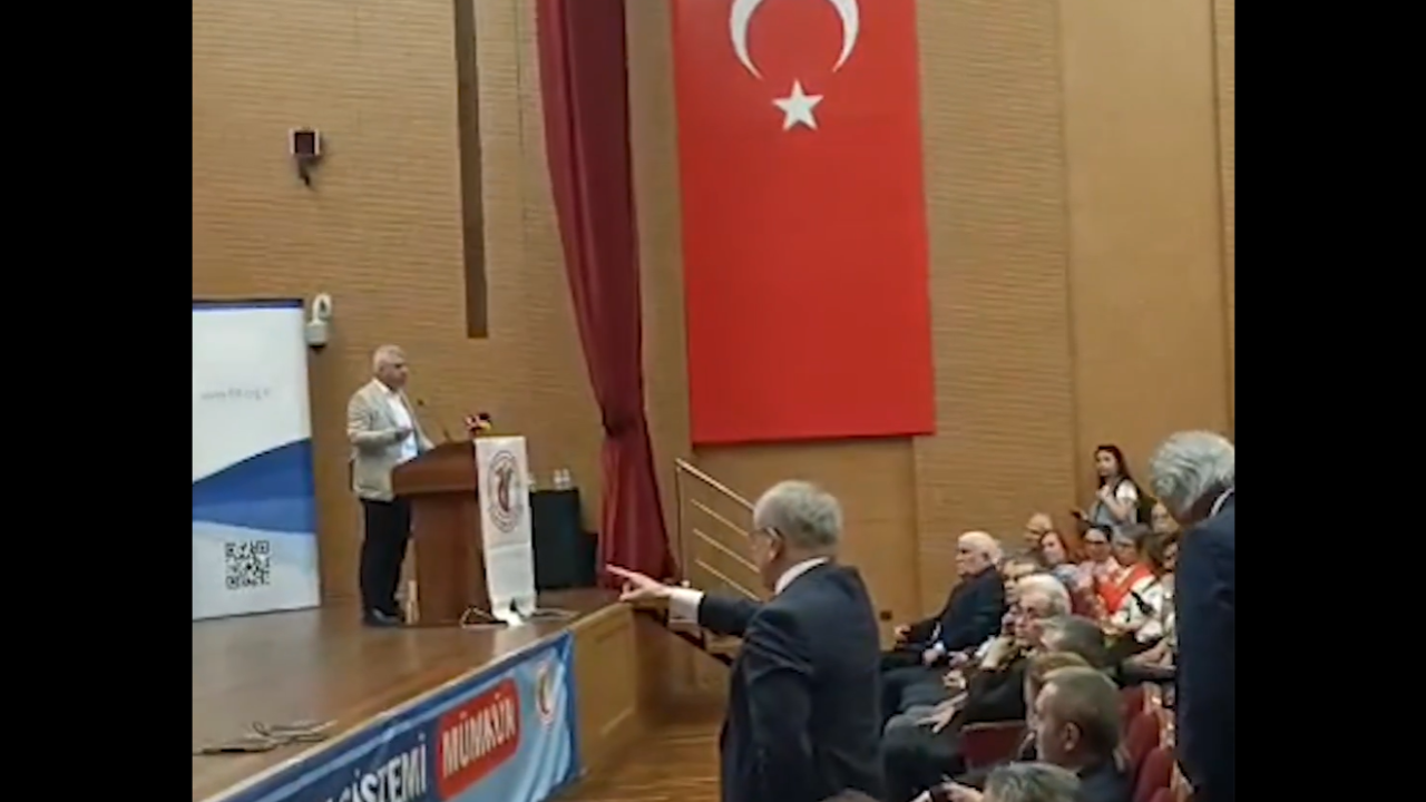 EMEP Genel Başkanı Aslan, Davutoğlu'na geçmişini hatırlattı: TTB kongresinde gerilim yaşandı