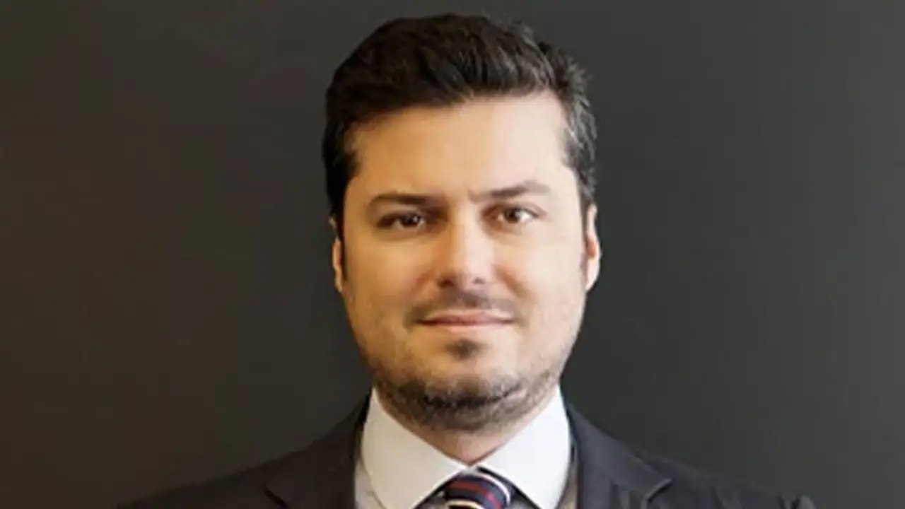 Mustafa Mollaoğlu kimdir?