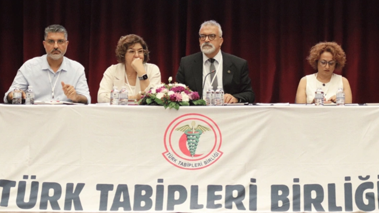 Hekimler sandık başına gitti: TTB'de Alpay Azap dönemi devam ediyor