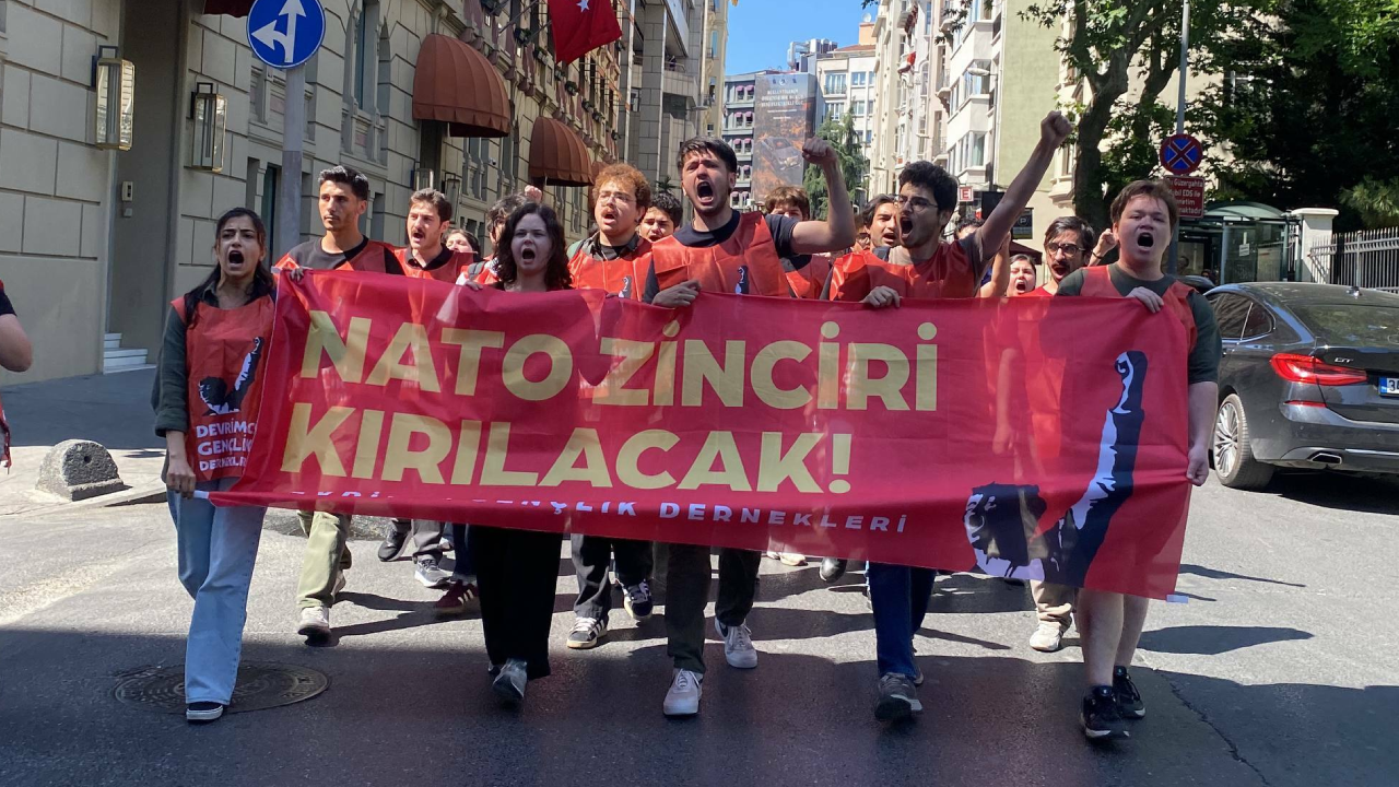 İstanbul'da NATO protestosu: DGD üyesi 40 kişi gözaltına alındı