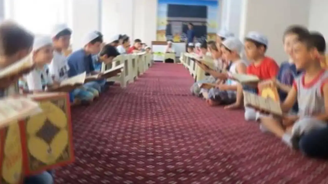 Laiklik sözde kaldı: Bakanlıkta çocuklara din eğitimi verilecek!