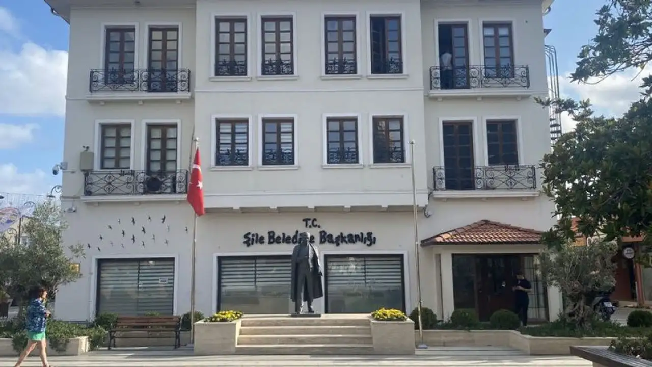 Şile Belediyesi operasyonu: 13 kişi tutuklandı