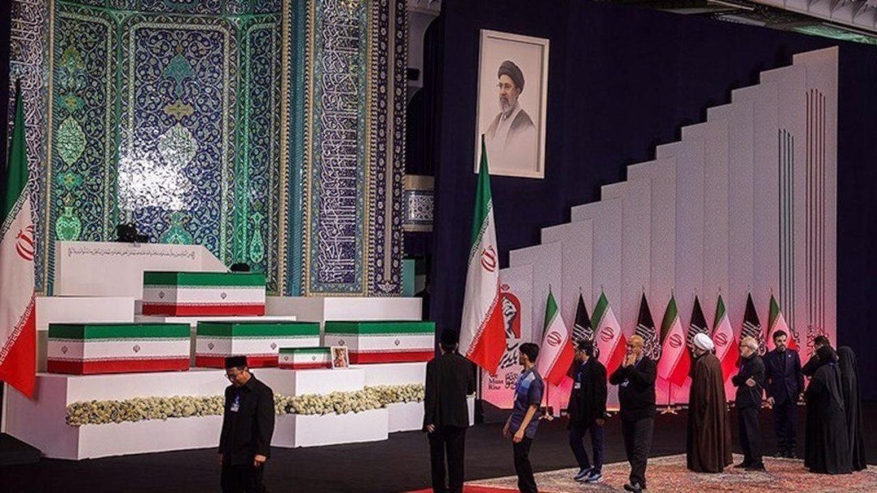 Ali Hamaney  için cenaze törenleri başladı