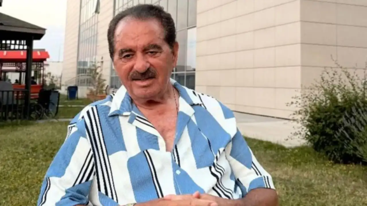 İbrahim Tatlıses'ten hastanede yeni fotoğraf