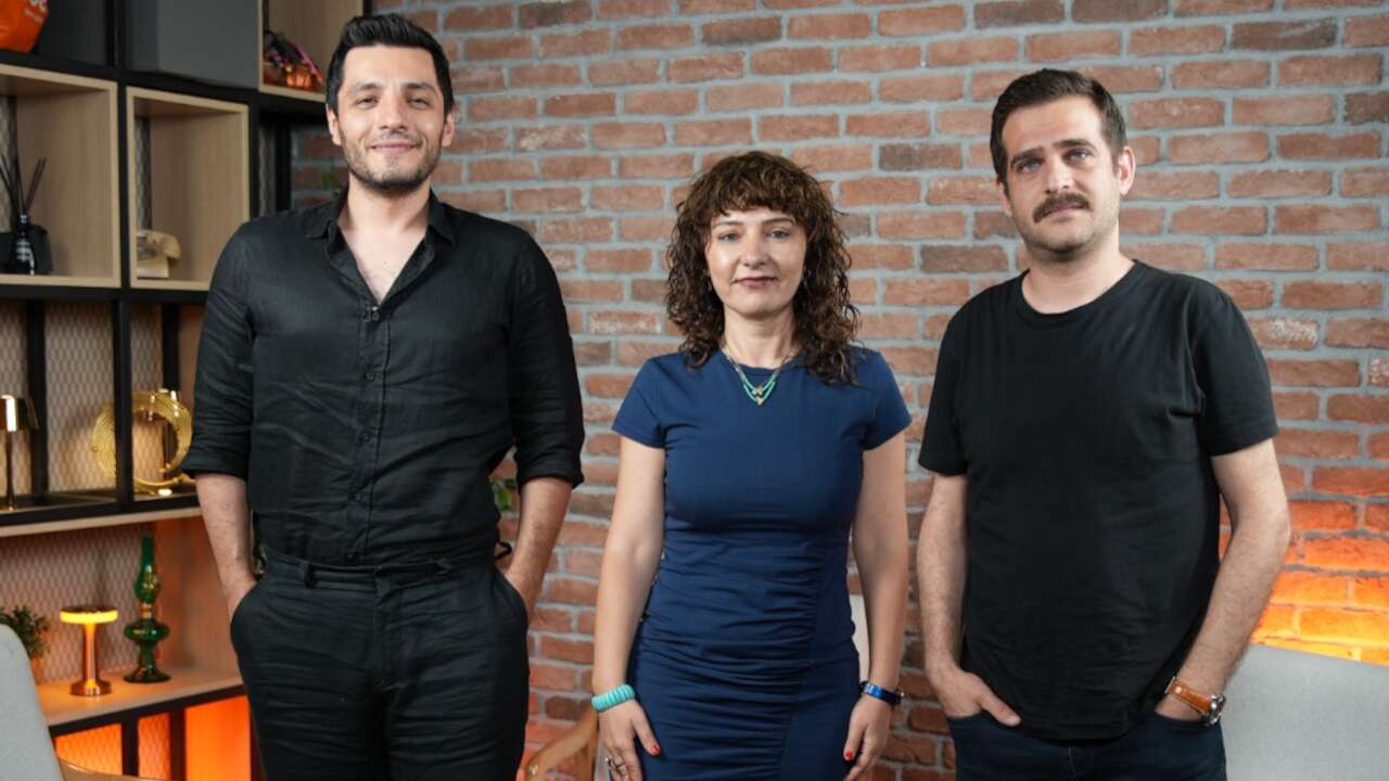 "Galiba sevmeyi bilmiyor"