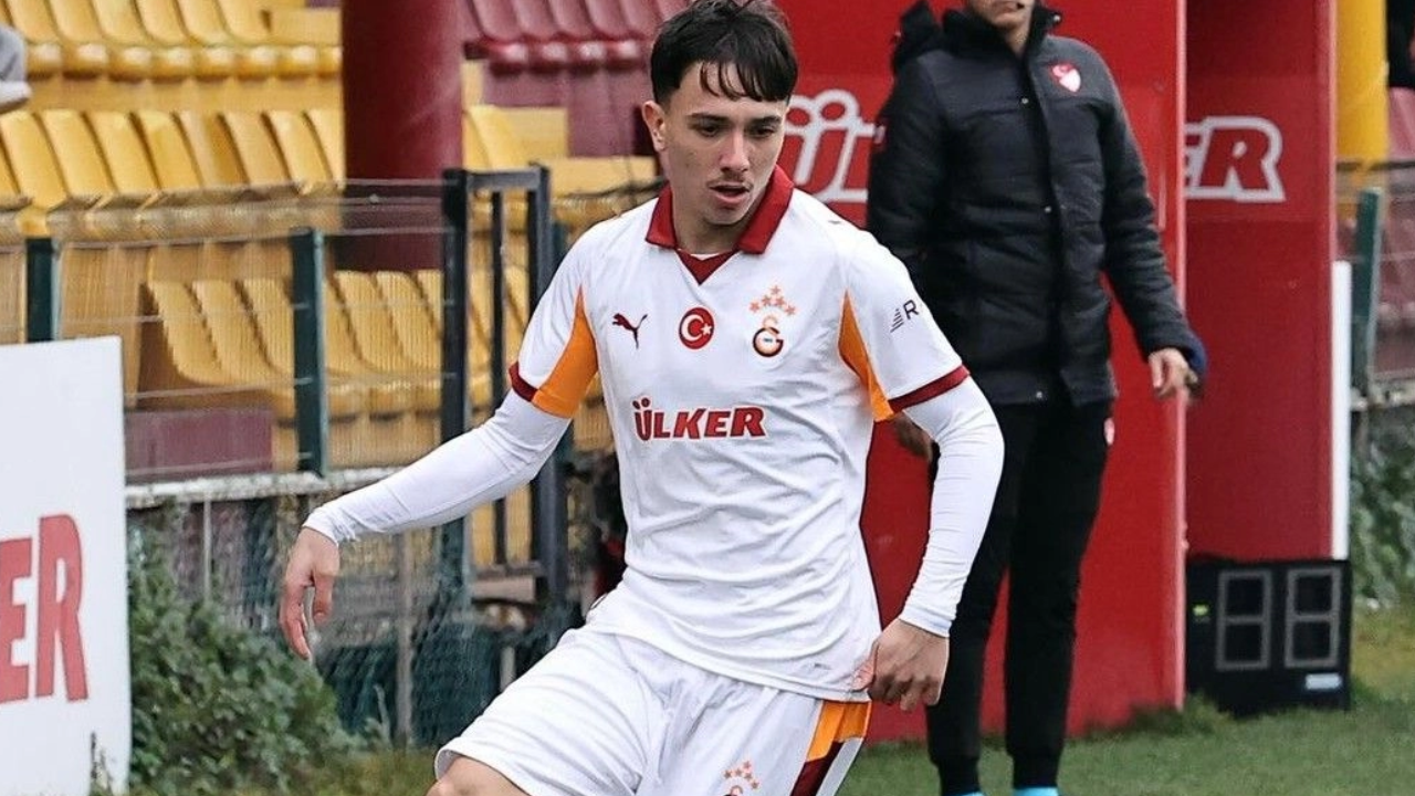 Fenerbahçe, Galatasaray'ın genç yeteneğini kaptı