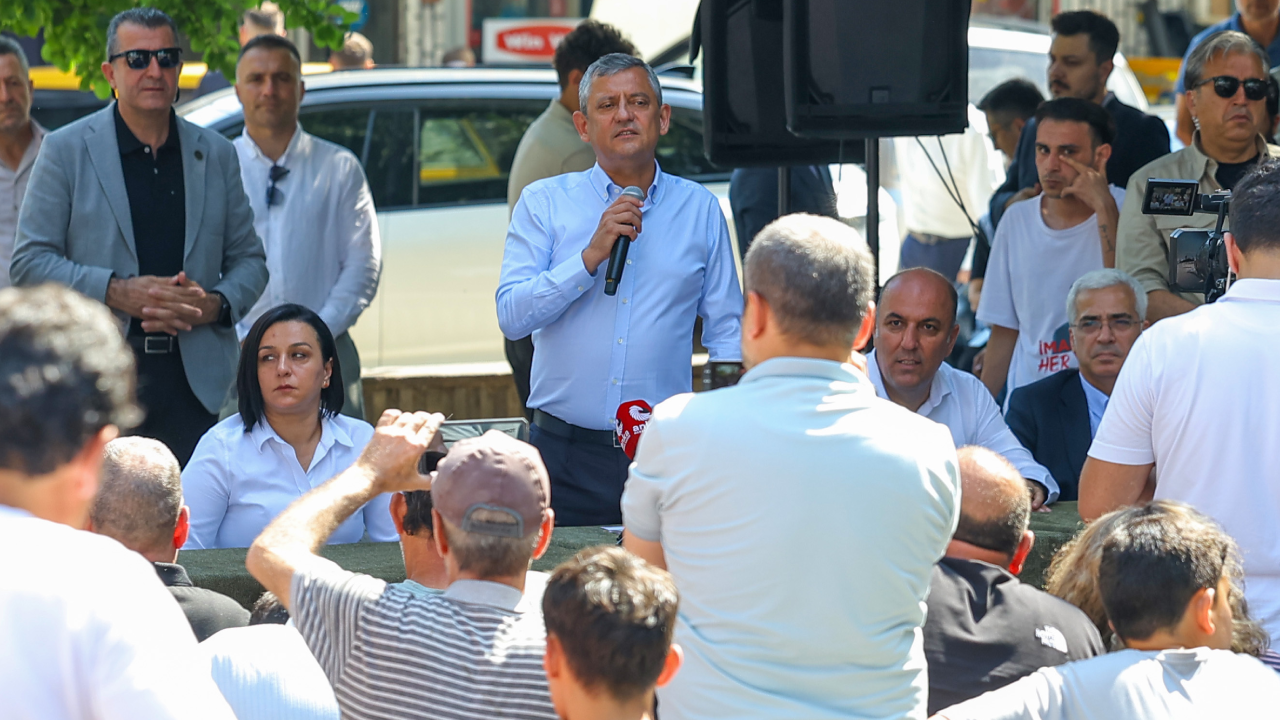 Özgür Özel Kastamonu'da esnafa seslendi: 'İkinci Şans Paketi' getireceğiz