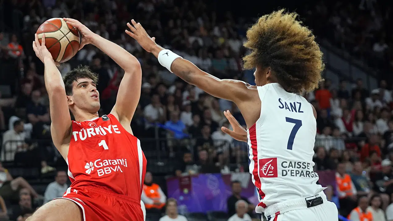 U17 Dünya Kupası'nda muhteşem geri dönüş: Fransa'yı deviren milliler yarı finalde!