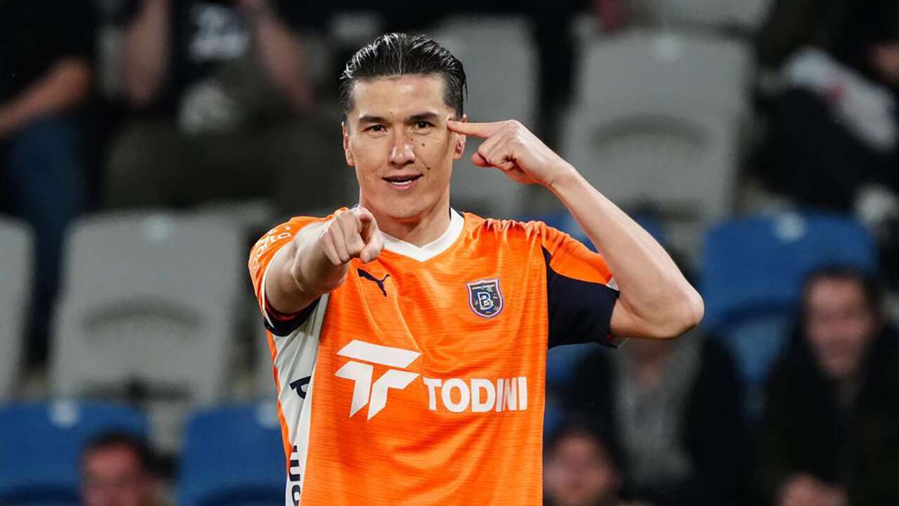 Başakşehir golcü oyuncunun bonservisini aldı