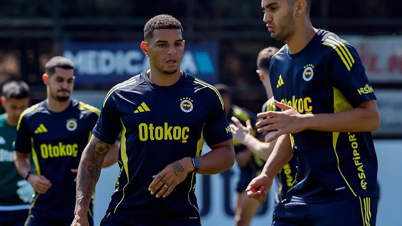 Fenerbahçe'den Diego Carlos açıklaması