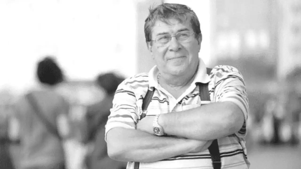 Zihni Göktay kimdir?
