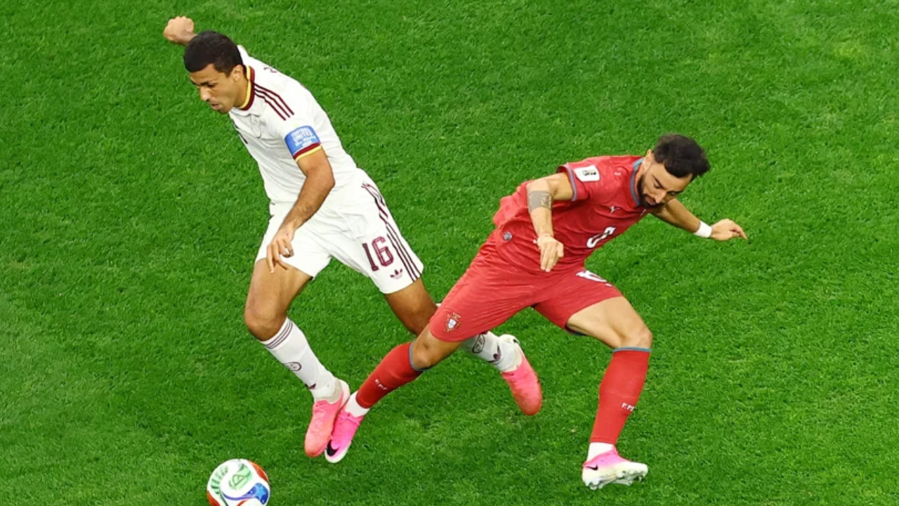 Dünya Kupası'nda erken finalin galibi İspanya: Ronaldo son dakikada yıkıldı