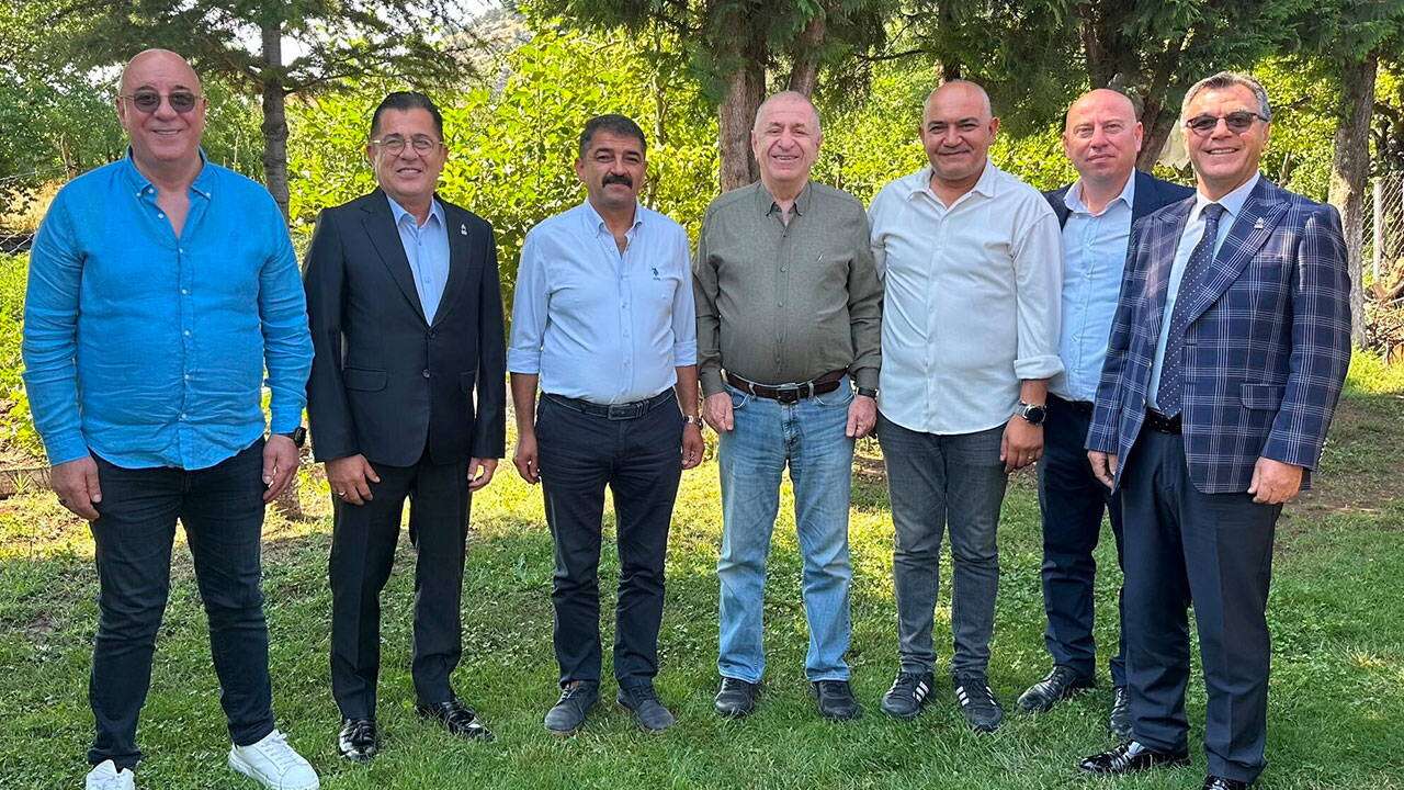 CHP'li belediye başkanı istifa etti, Zafer Partisi'ne katıldı