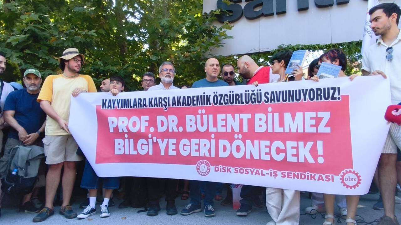 Bilgi Üniversitesi’nde ‘siyasi tasfiye’ protestosu